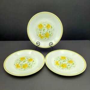 Corelle April Luncheon Salad Plates Yellow White Daisies Floral Plates
